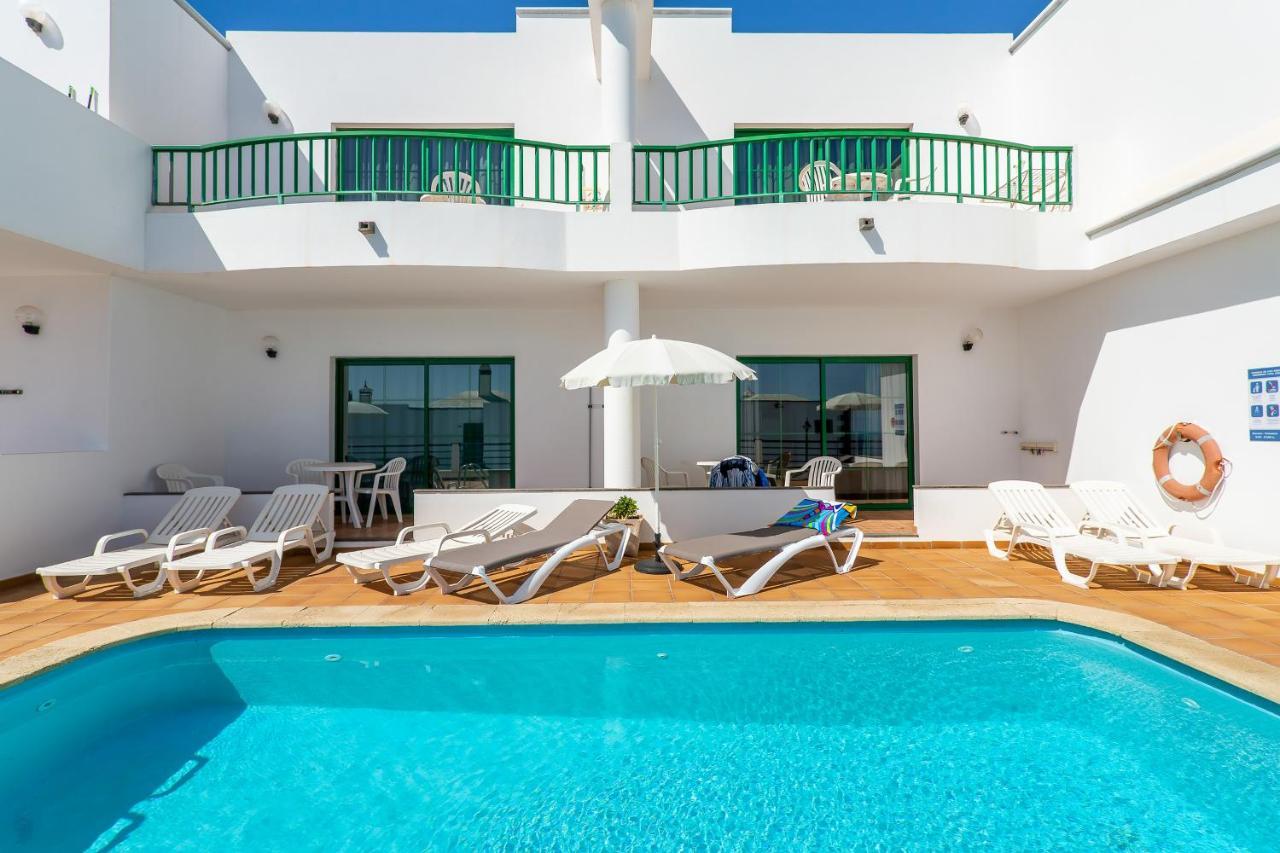 Apartamentos Los Quiqueres Puerto del Carmen  Eksteriør billede